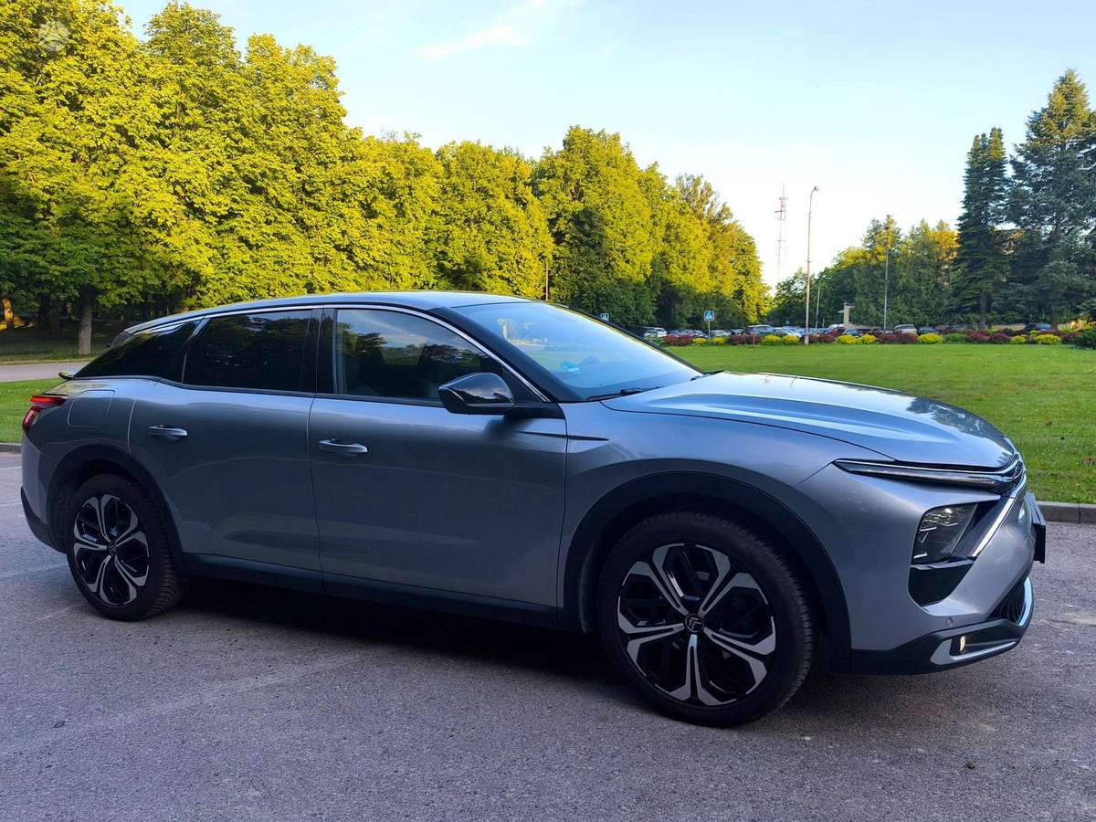 Citroen C5 X, 1.2 l., hatchback