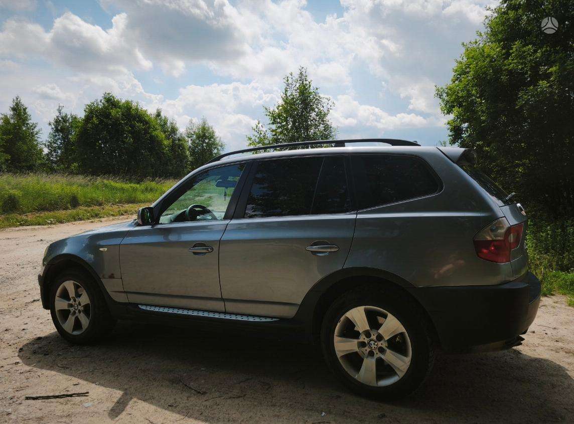 BMW X3, off-road / crossover