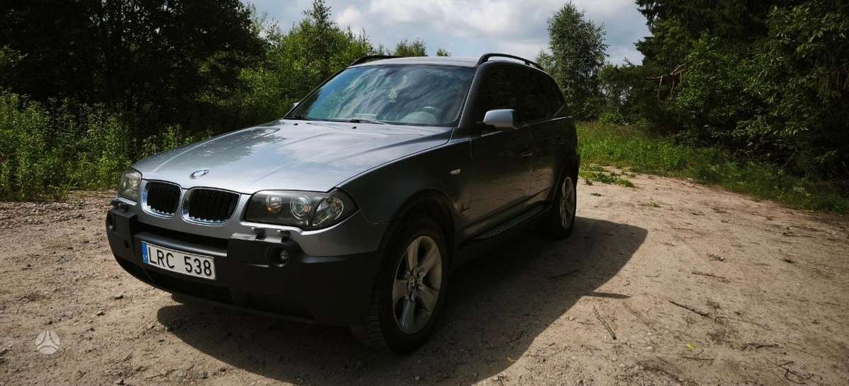 BMW X3, off-road / crossover