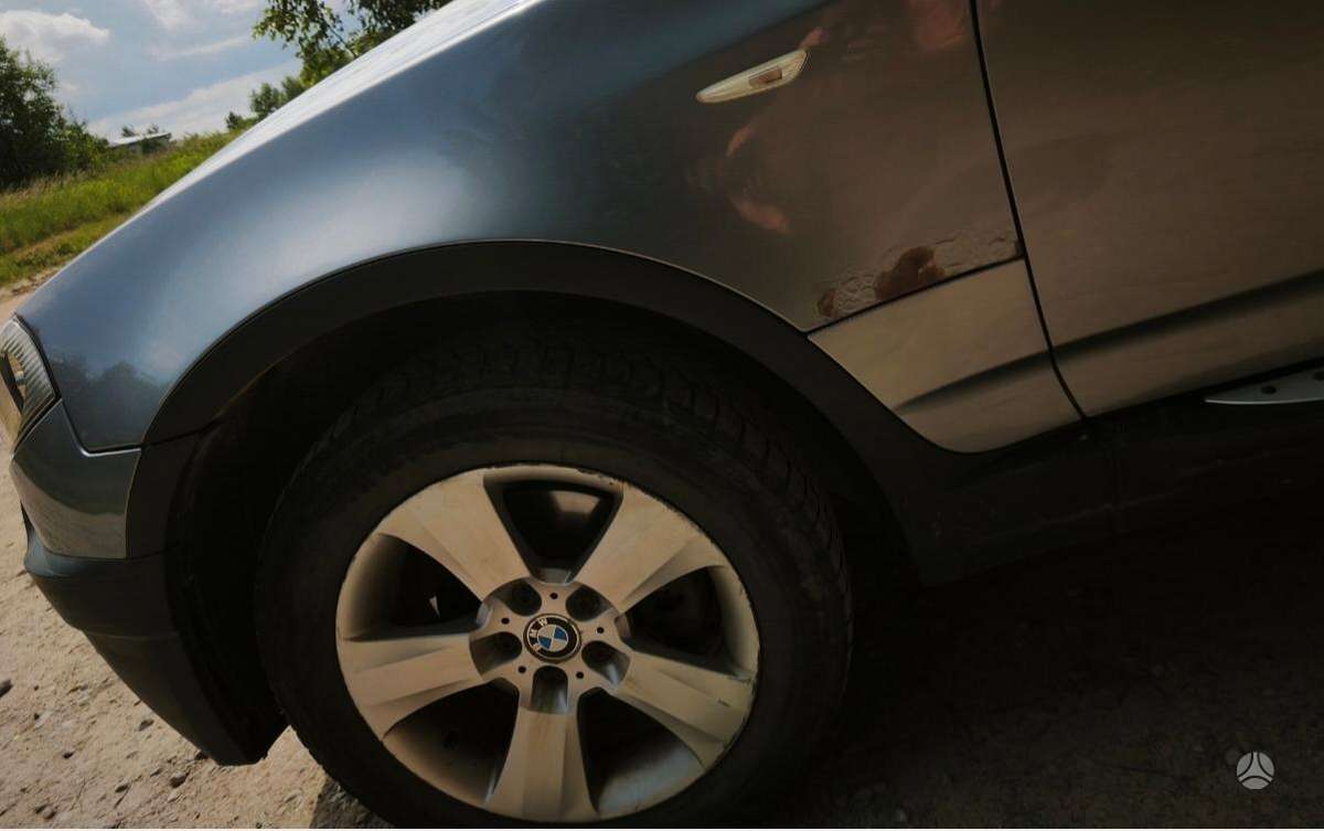 BMW X3, off-road / crossover
