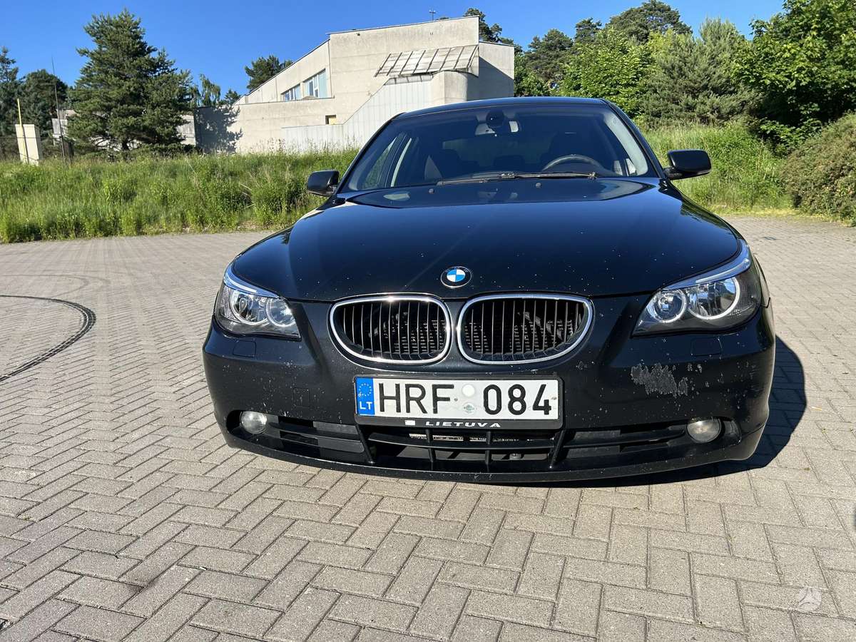 BMW 520, 2.0 l., Седан