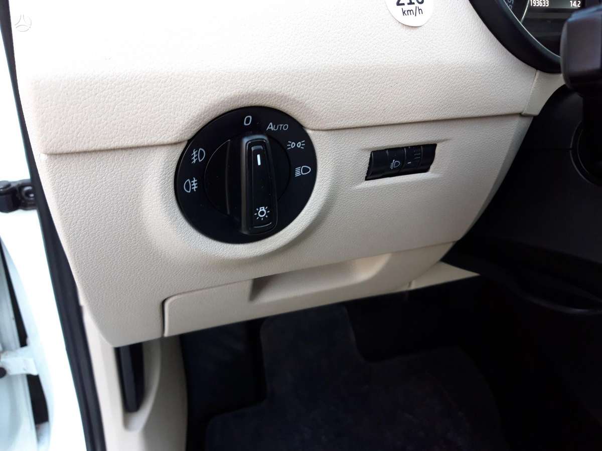 Škoda Octavia - 12