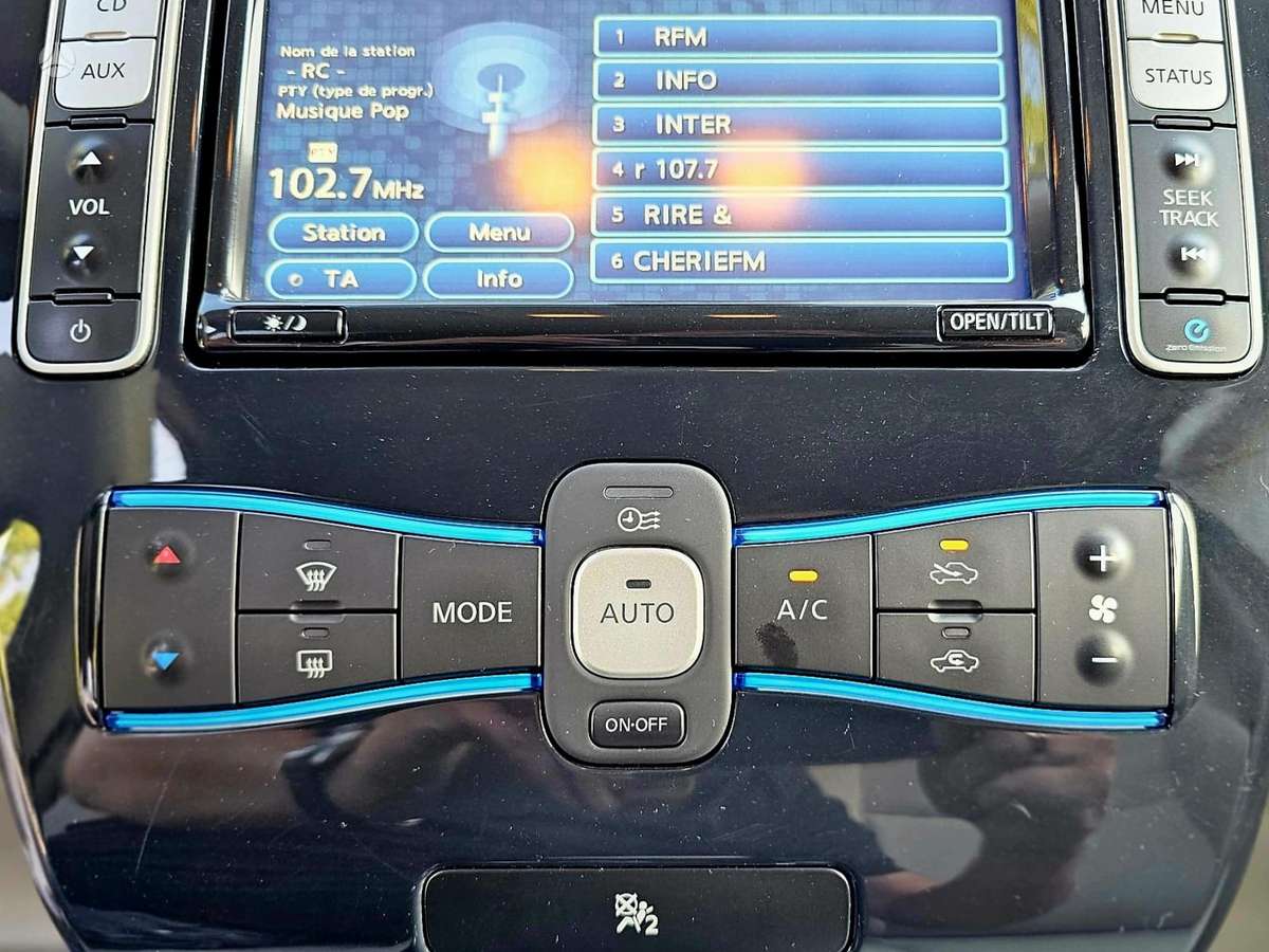 Nissan Leaf, 24 kWh, hatchback