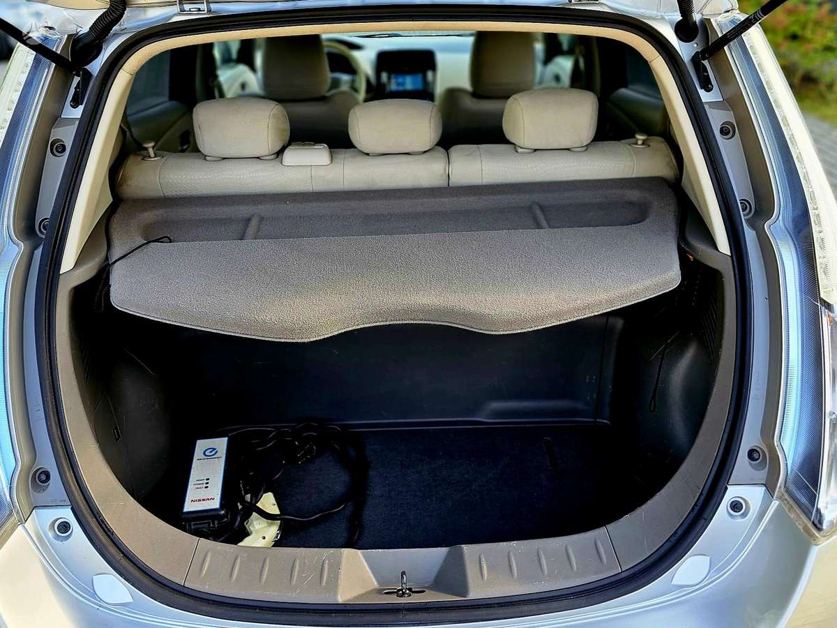Nissan Leaf, 24 kWh, hatchback
