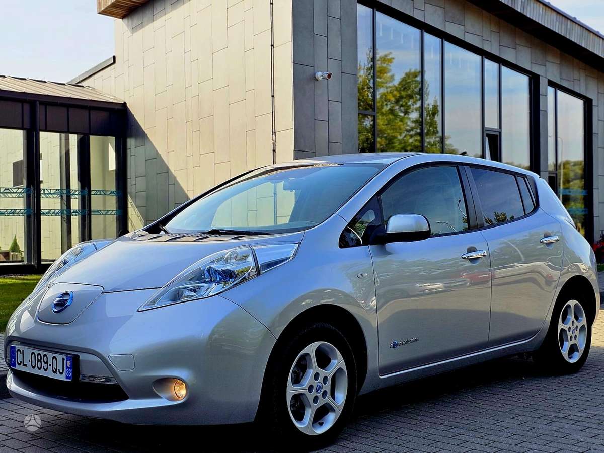 Nissan Leaf, 24 kWh, hatchback
