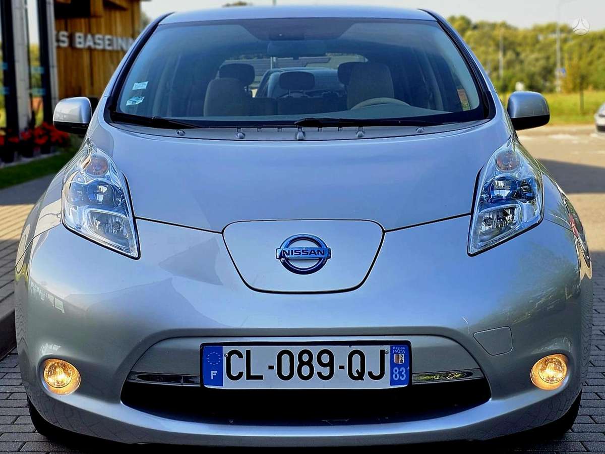 Nissan Leaf, 24 kWh, hatchback