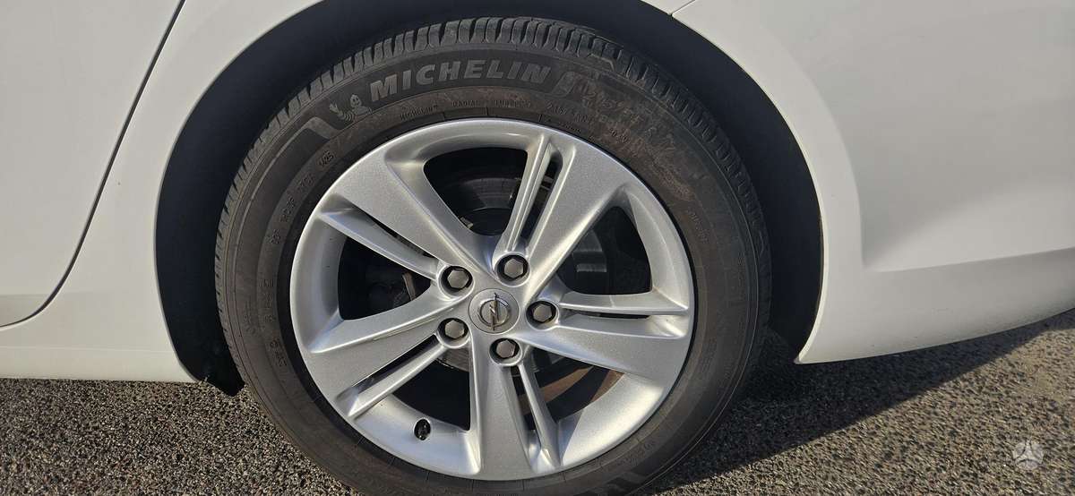 Opel Insignia - 7