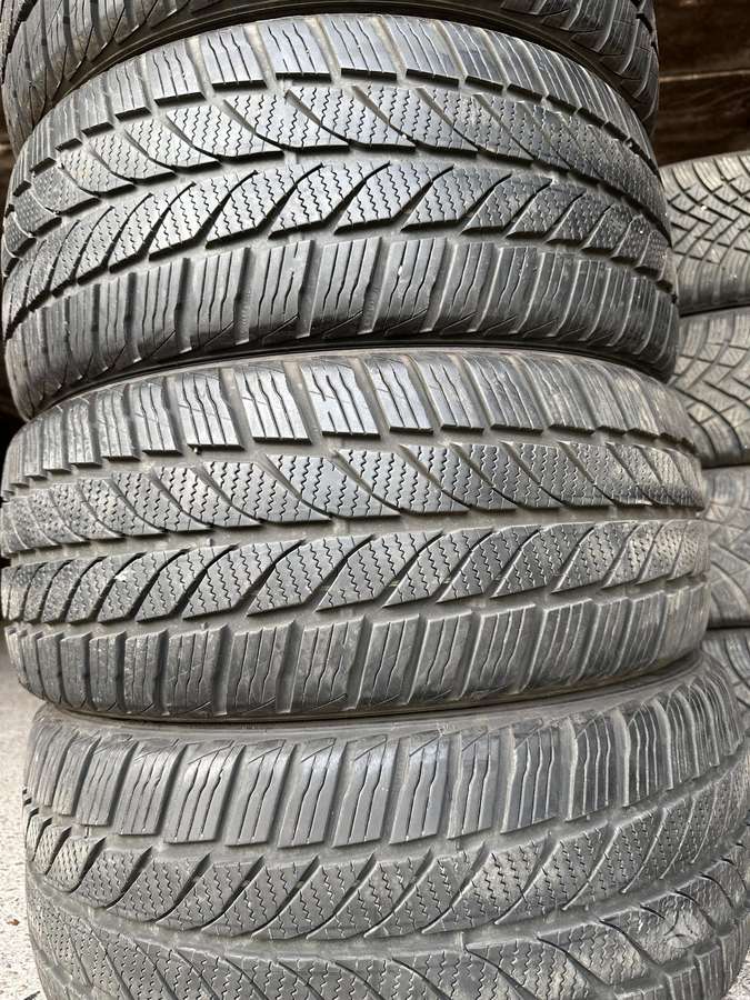 Tyfoon, all-season 225/45 R17