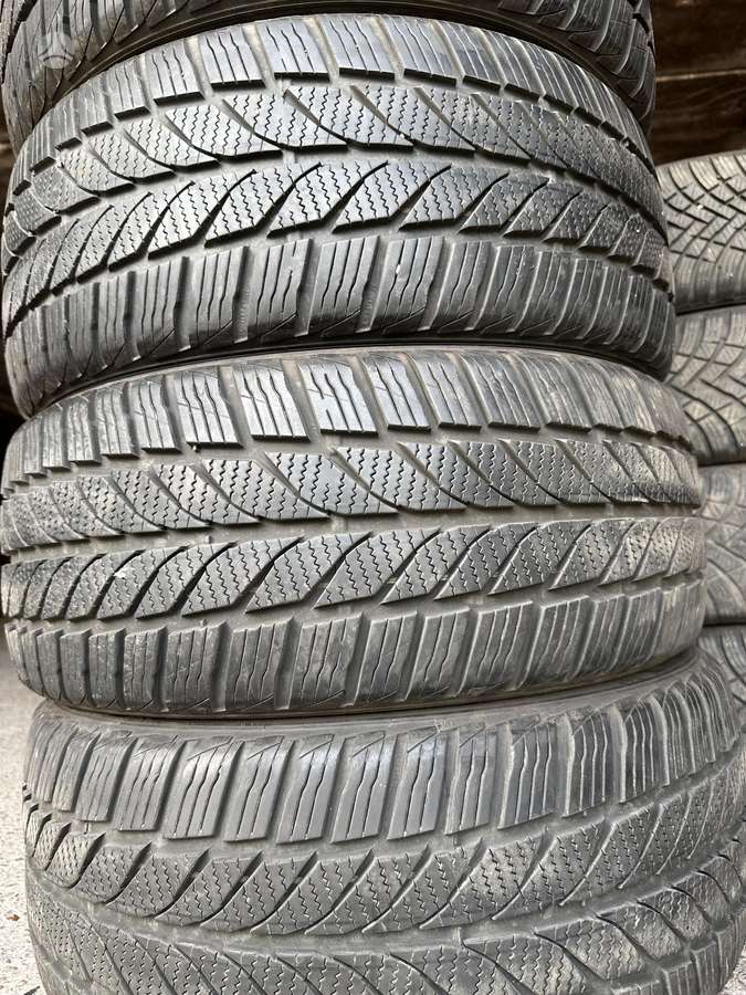 Tyfoon, всесезонные 225/45 R17
