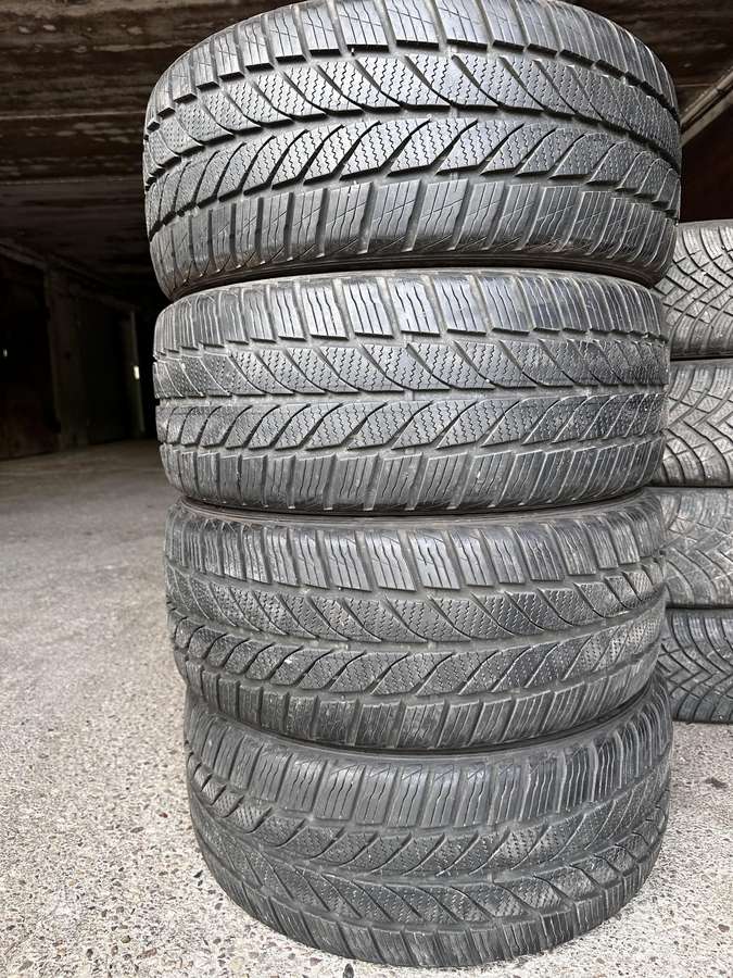 Tyfoon, vissezonas 225/45 R17