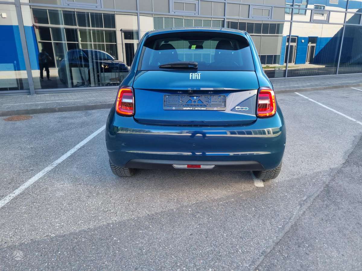 Fiat 500, 87 kWh, hatchback
