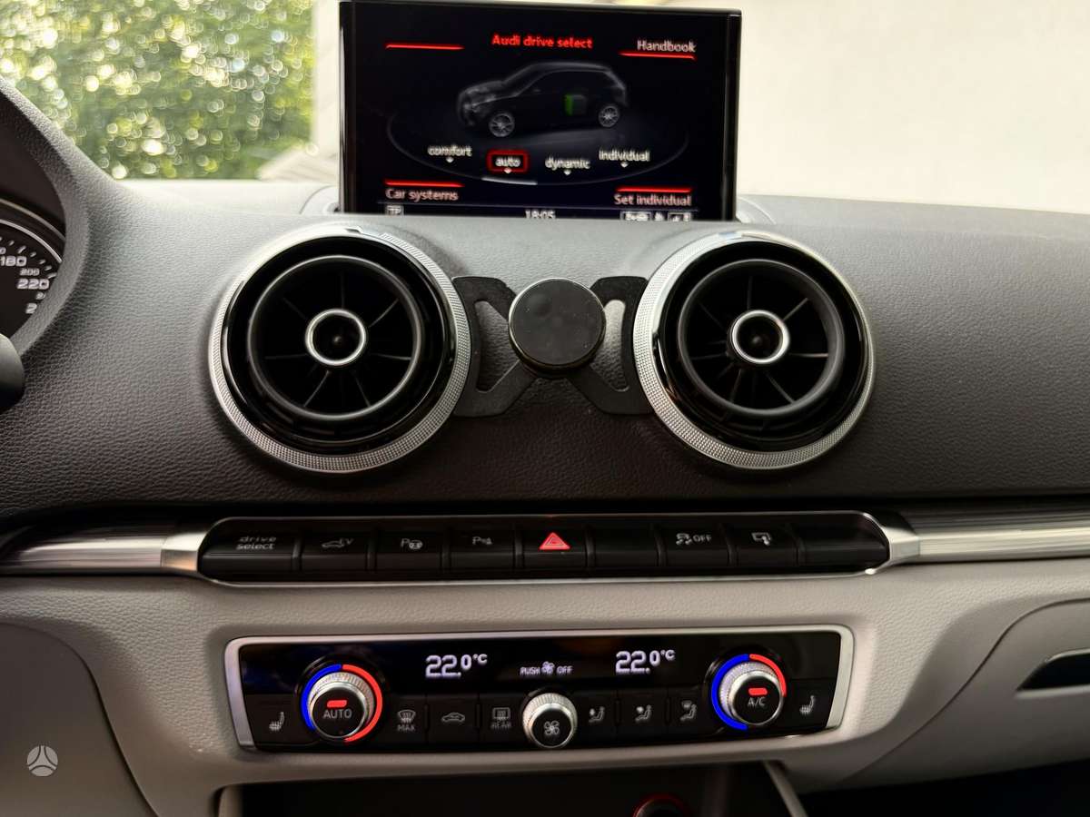 Audi A3, 1.4 l., Хэтчбек
