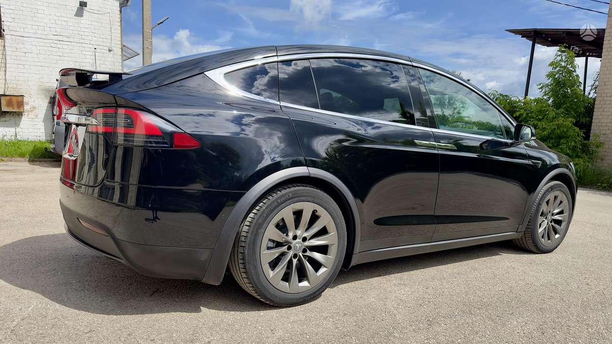 Tesla Model X, 100 kWh, off-road / crossover