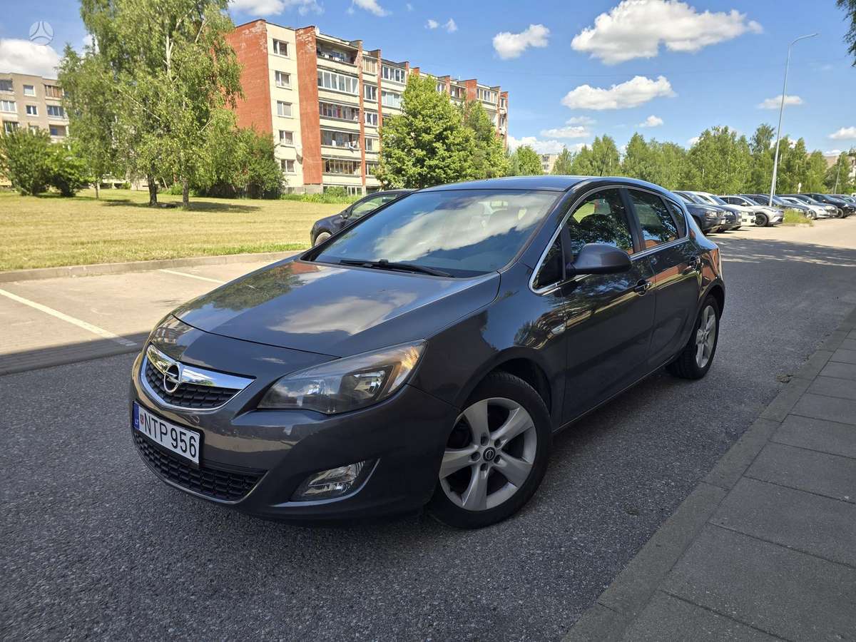 Opel Astra, 1.7 l., hatchback