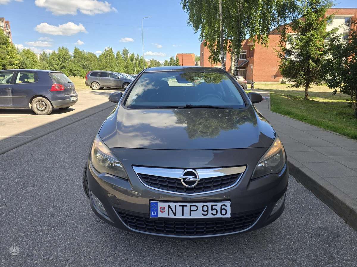 Opel Astra, 1.7 l., hatchback