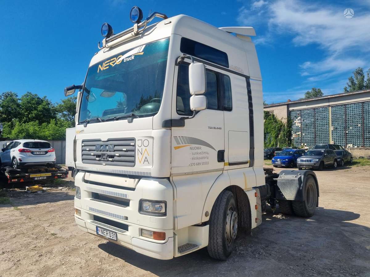 MAN Tga, single sleeper