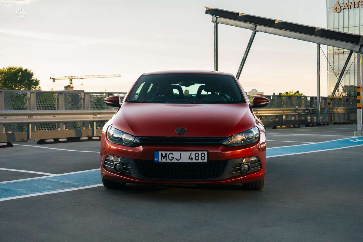 Volkswagen Scirocco - 8