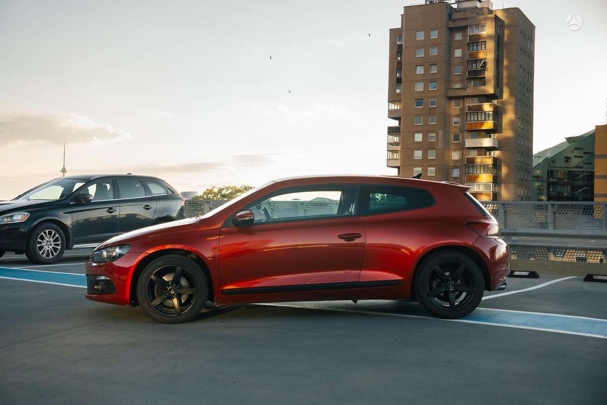 Volkswagen Scirocco - 2