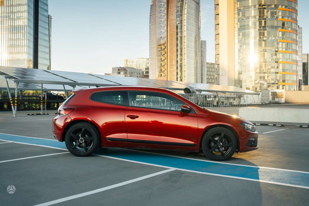 Volkswagen Scirocco - 6