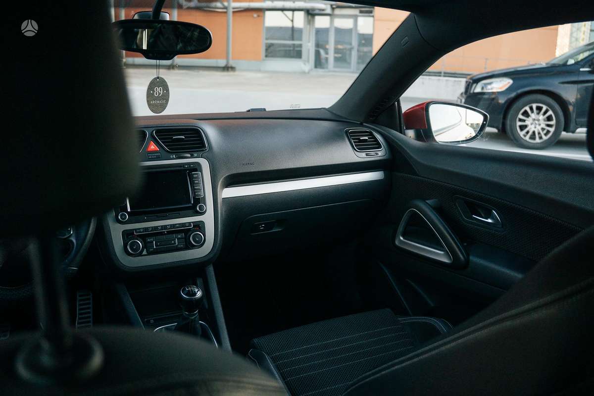 Volkswagen Scirocco - 10
