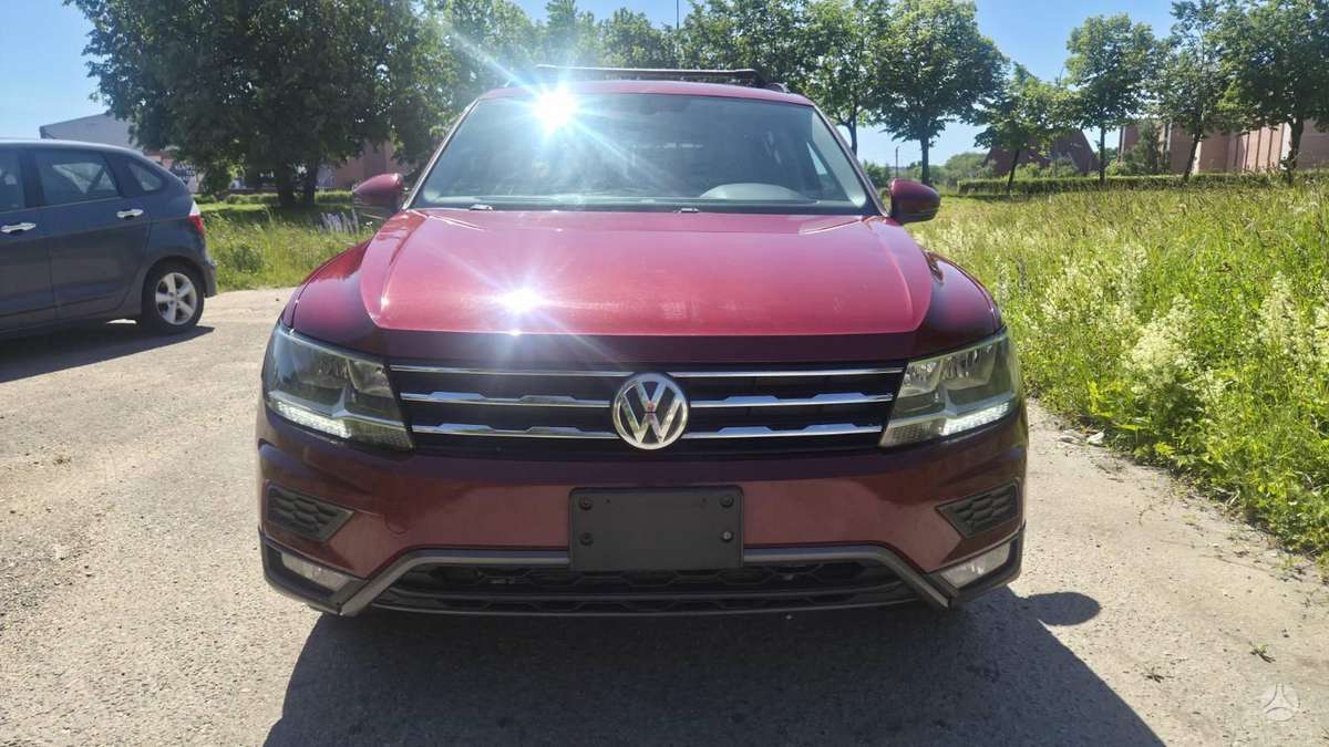 Volkswagen Tiguan - 3