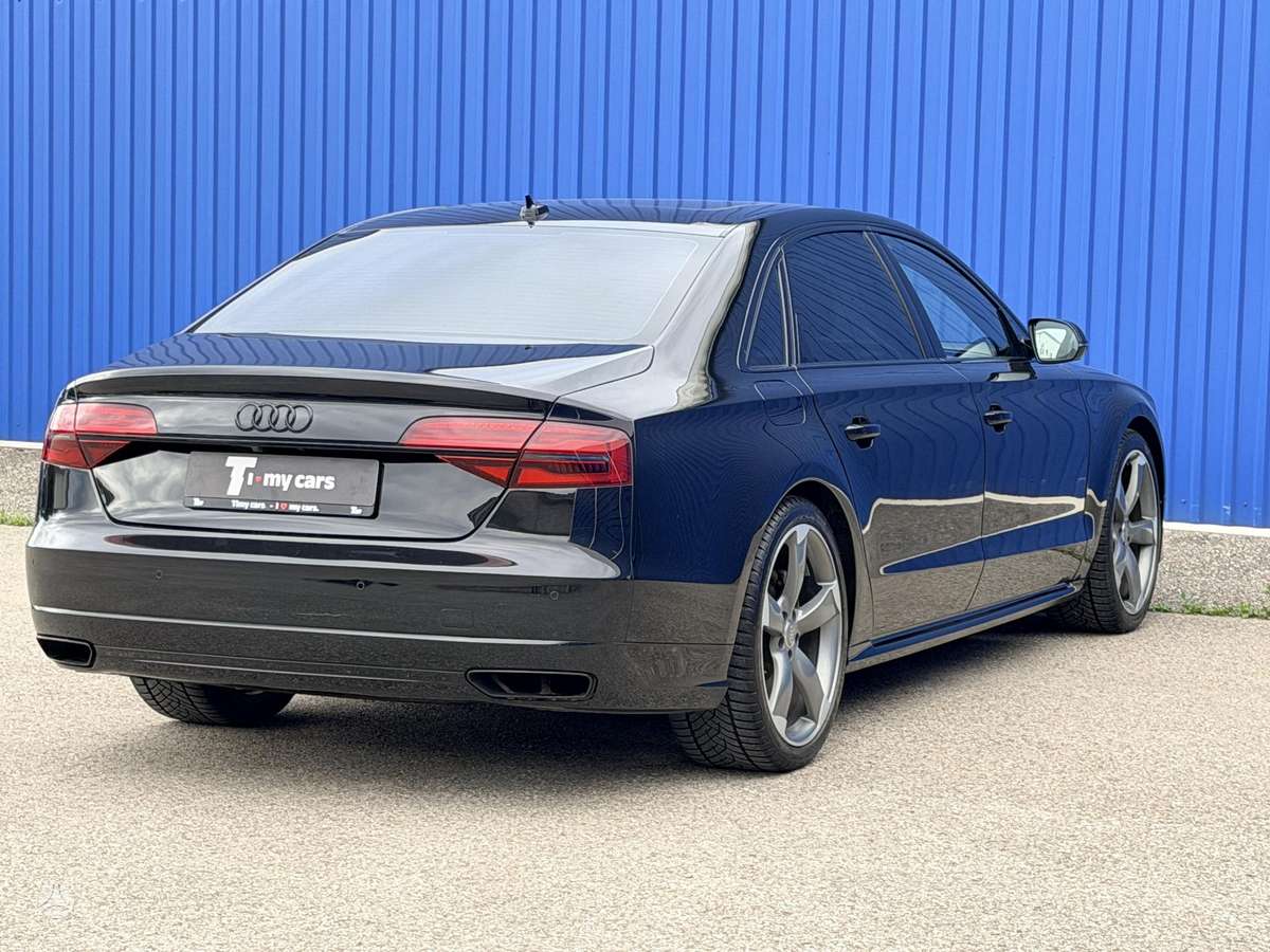 Audi A8 L, 4.0 l., Седан