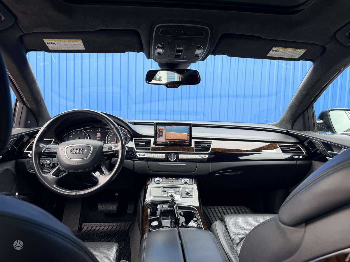 Audi A8 L, 4.0 l., Седан