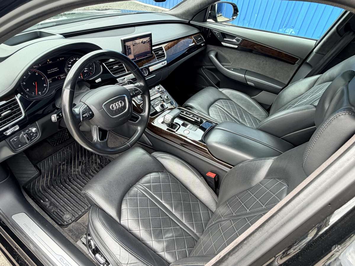 Audi A8 L, 4.0 l., Седан