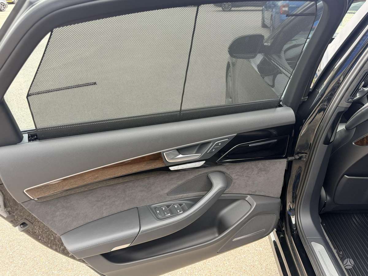 Audi A8 L, 4.0 l., Седан