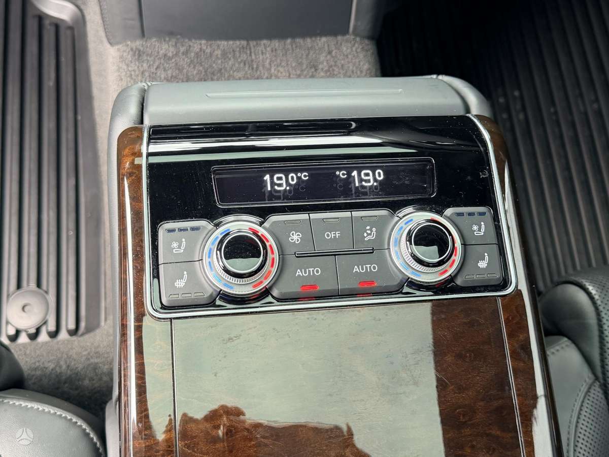 Audi A8 L, 4.0 l., Седан