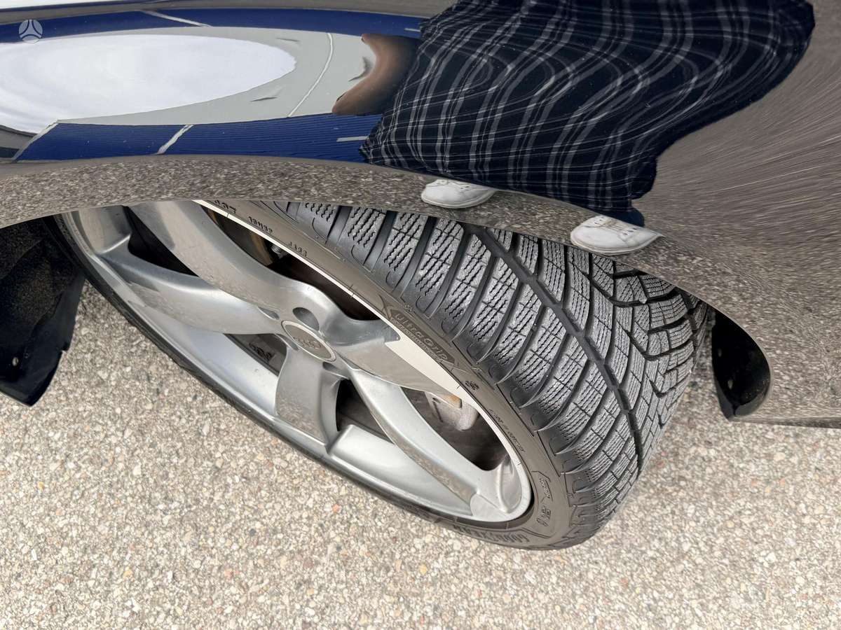 Audi A8 L, 4.0 l., Седан