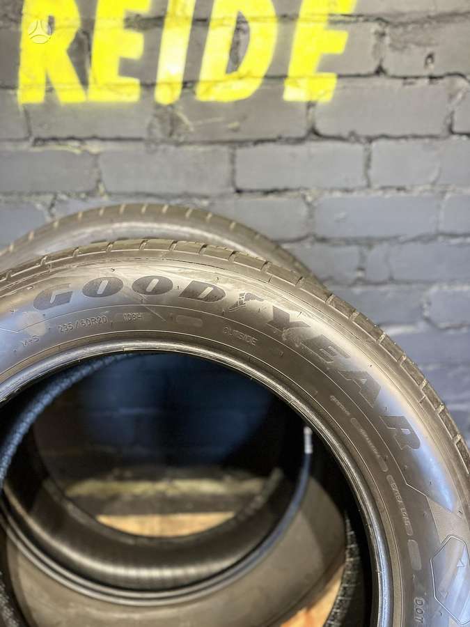 Goodyear Eagle Touring, всесезонные 235/60 R20