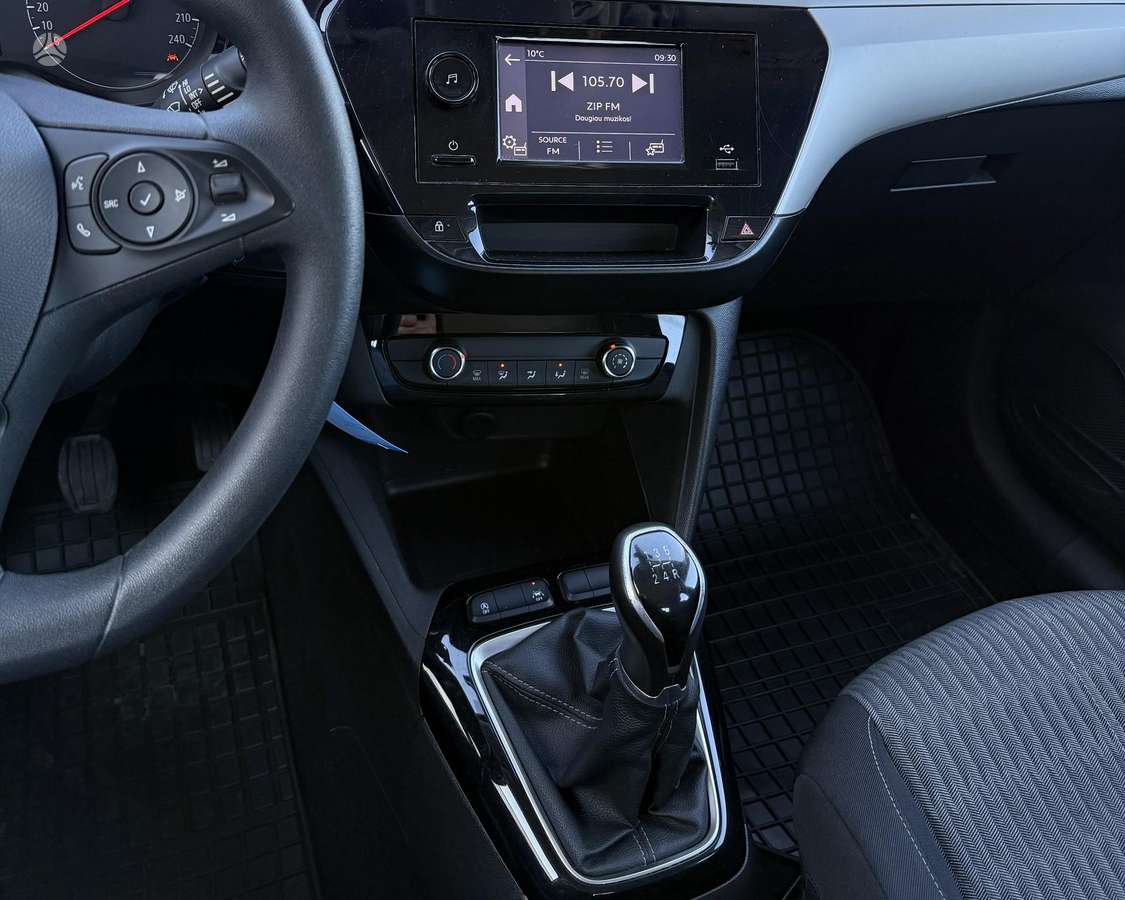 Opel Corsa, 1.2 l., hatchback