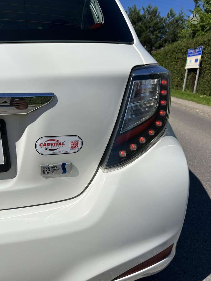 Toyota Yaris - 8