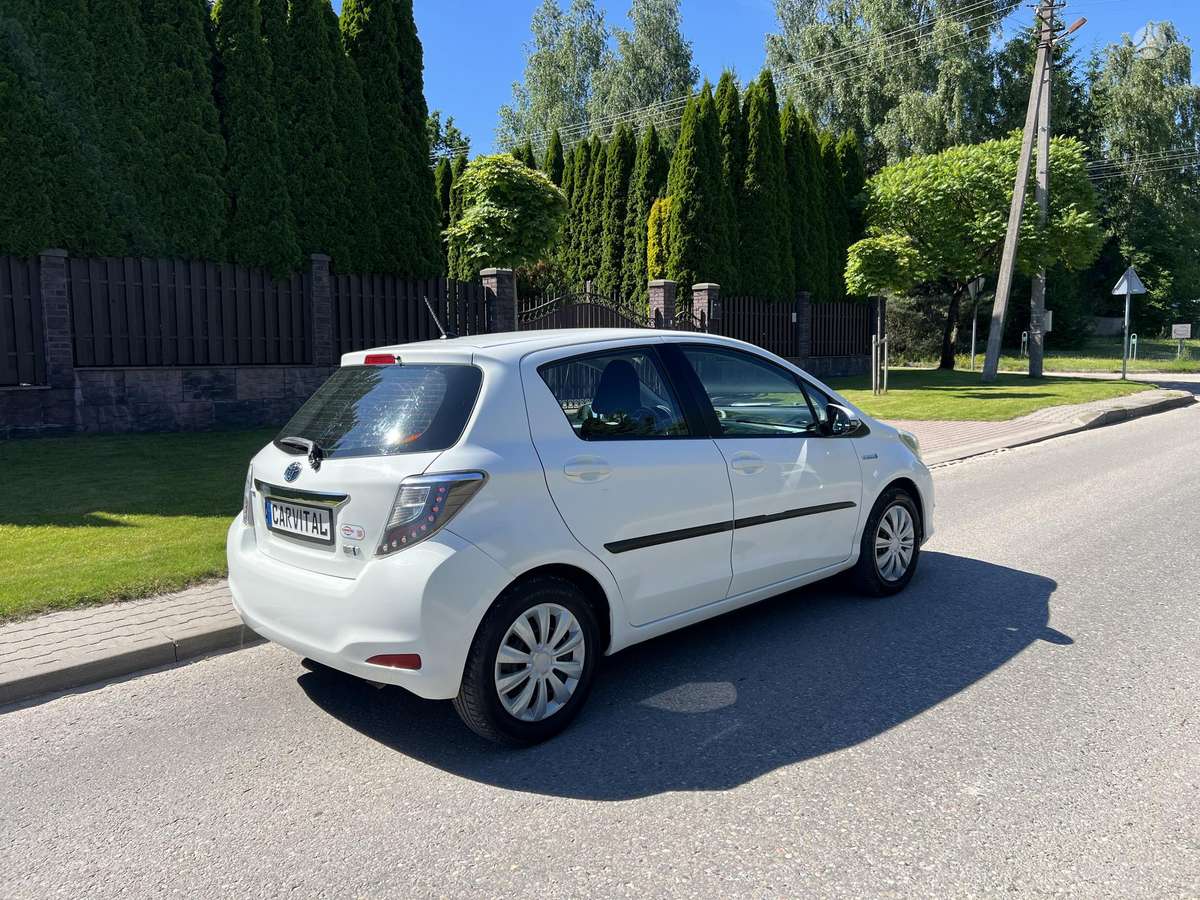 Toyota Yaris - 6