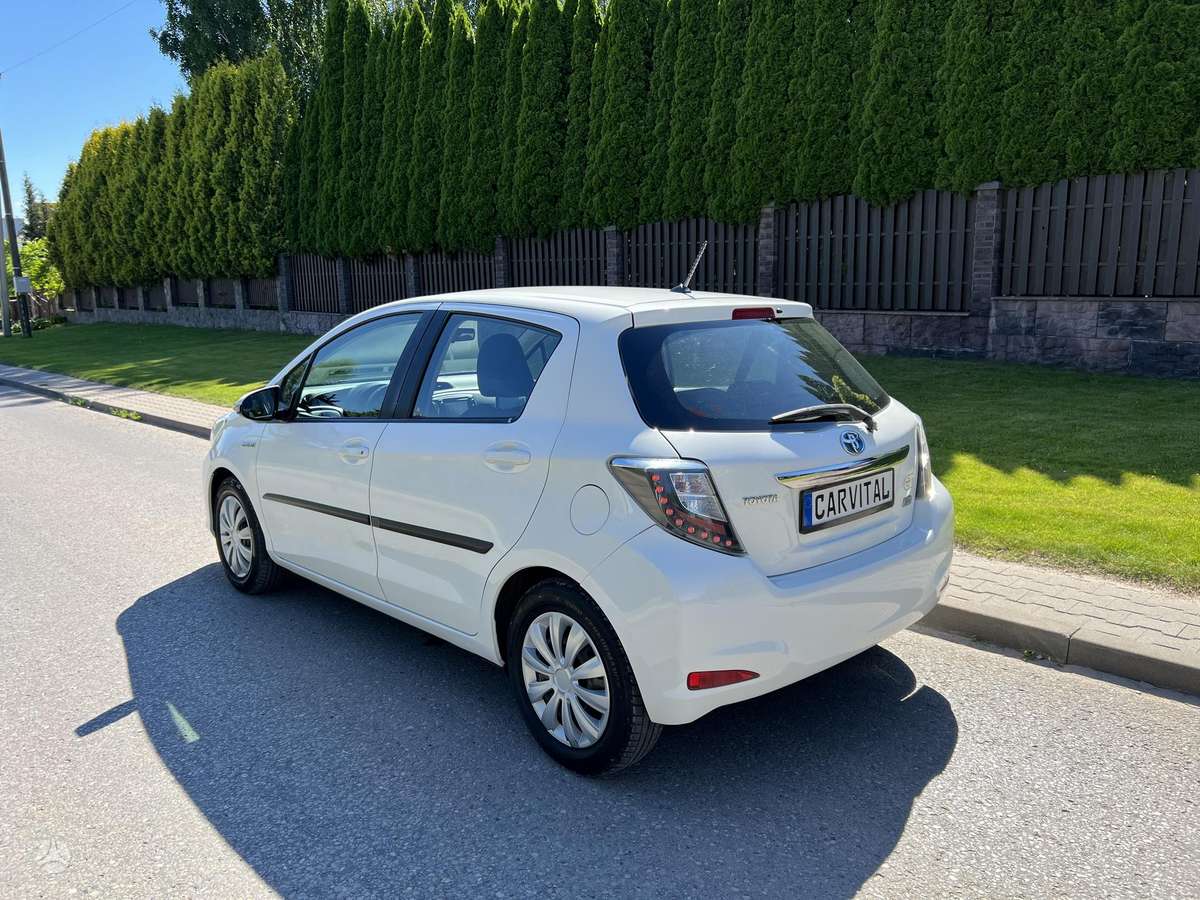 Toyota Yaris - 3