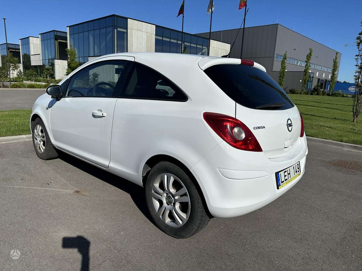 Opel Corsa, 1.3 l., Хэтчбек