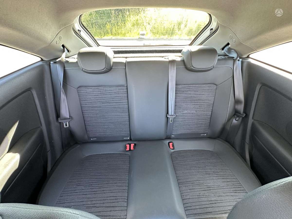 Opel Corsa, 1.3 l., Хэтчбек