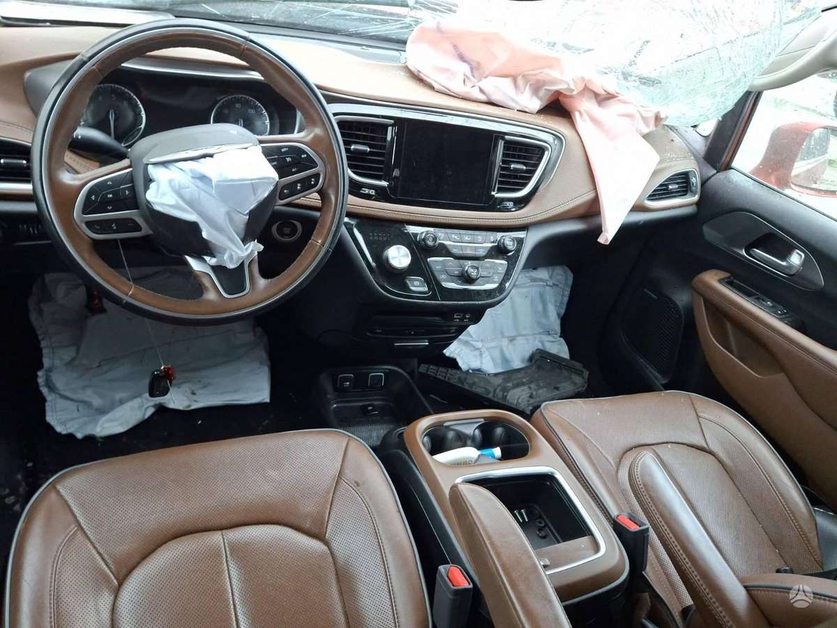 Chrysler Pacifica, 3.6 l., Минивэн