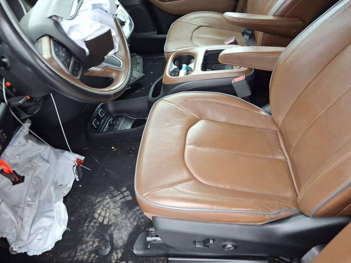 Chrysler Pacifica, 3.6 l., Минивэн