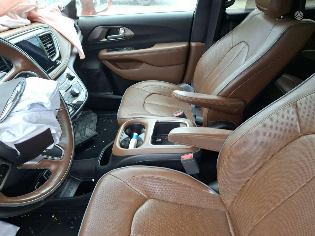 Chrysler Pacifica, 3.6 l., Минивэн
