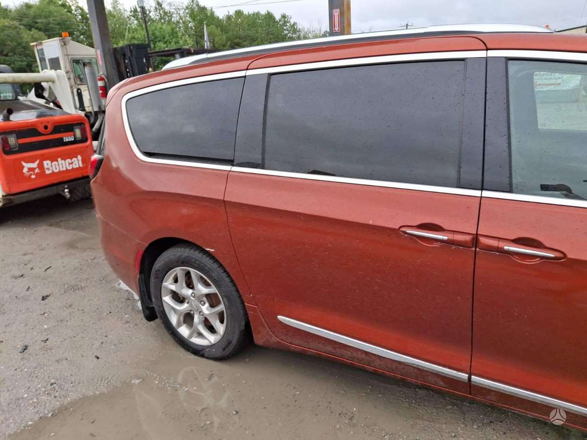 Chrysler Pacifica, 3.6 l., Минивэн