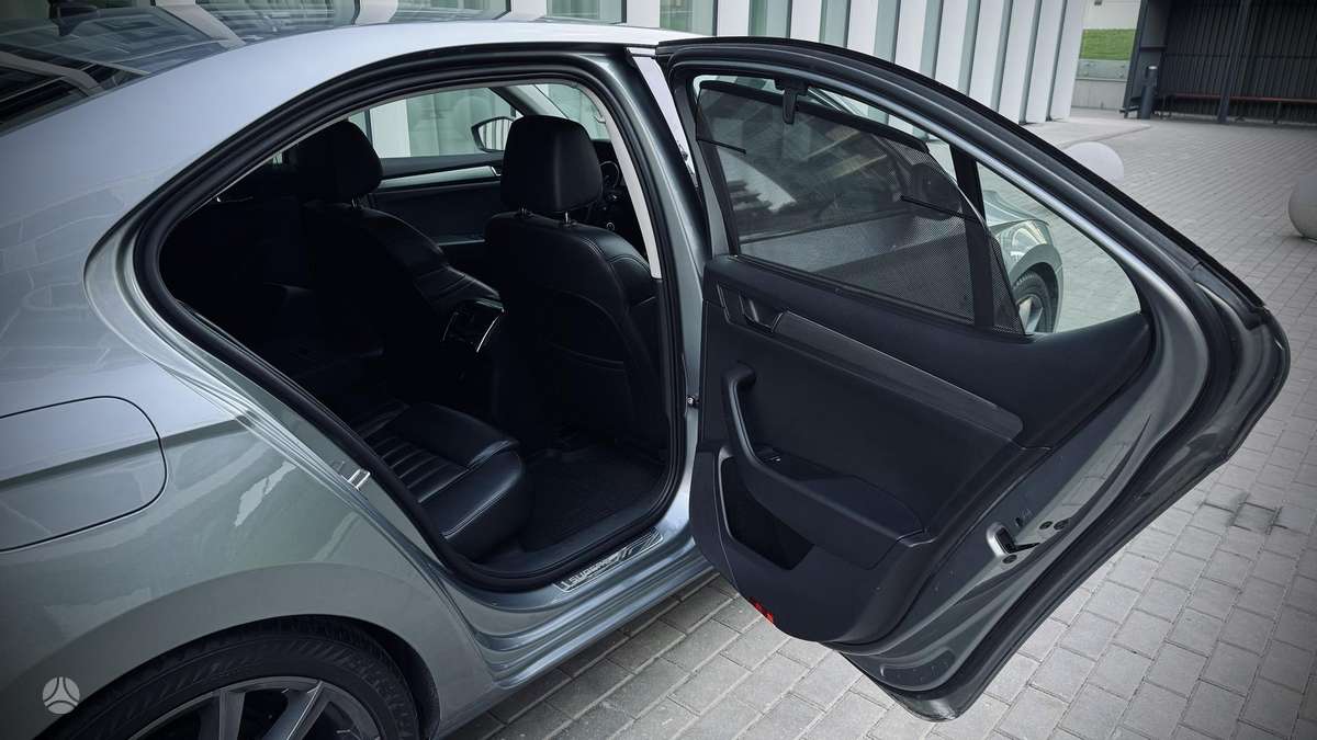 Škoda Superb - 7