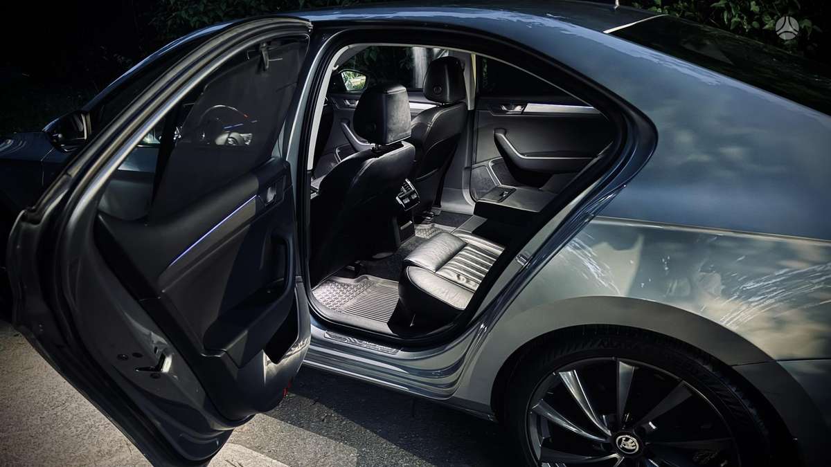 Škoda Superb - 11