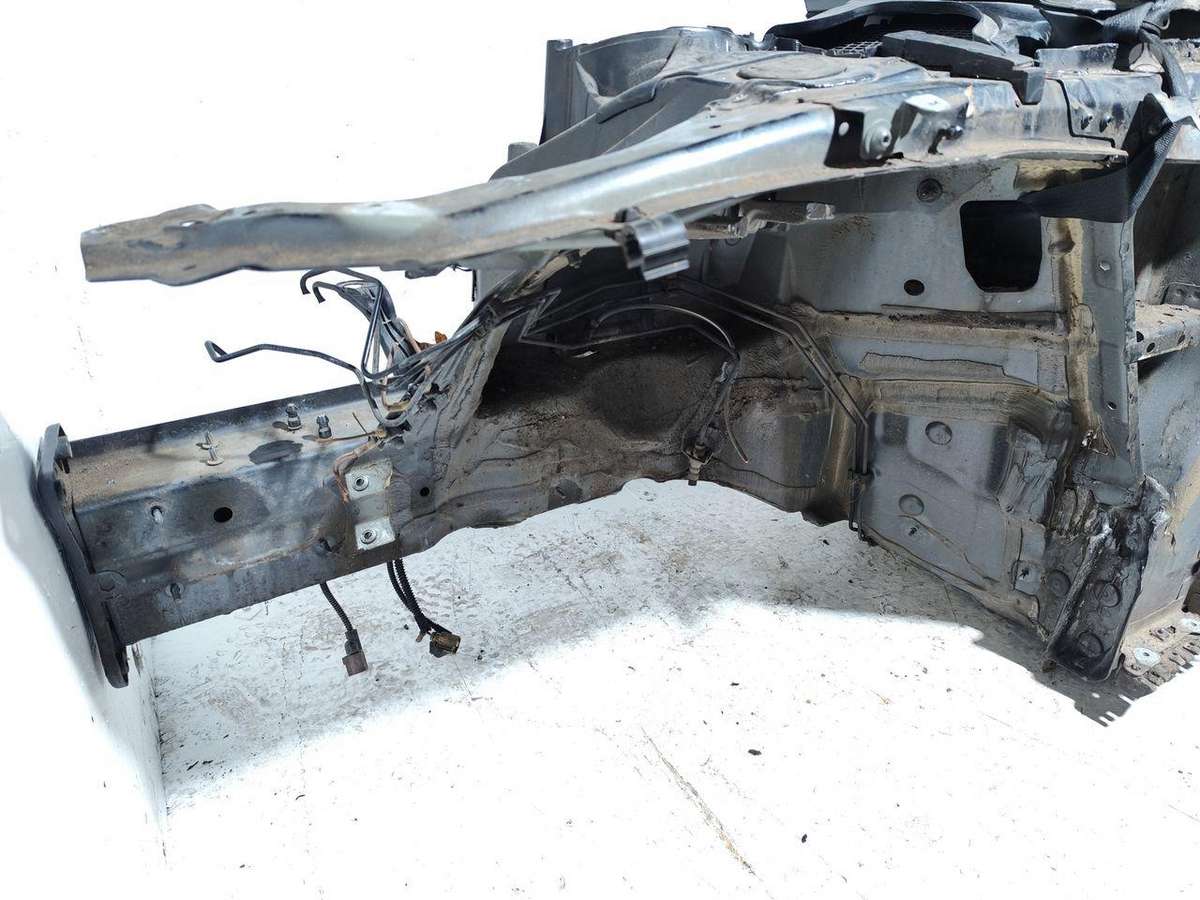 Audi A5 hood (front, rear)