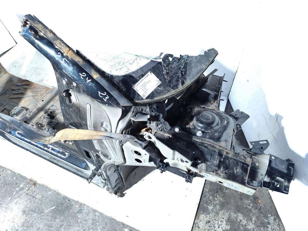 Audi Quattro hood (front, rear)