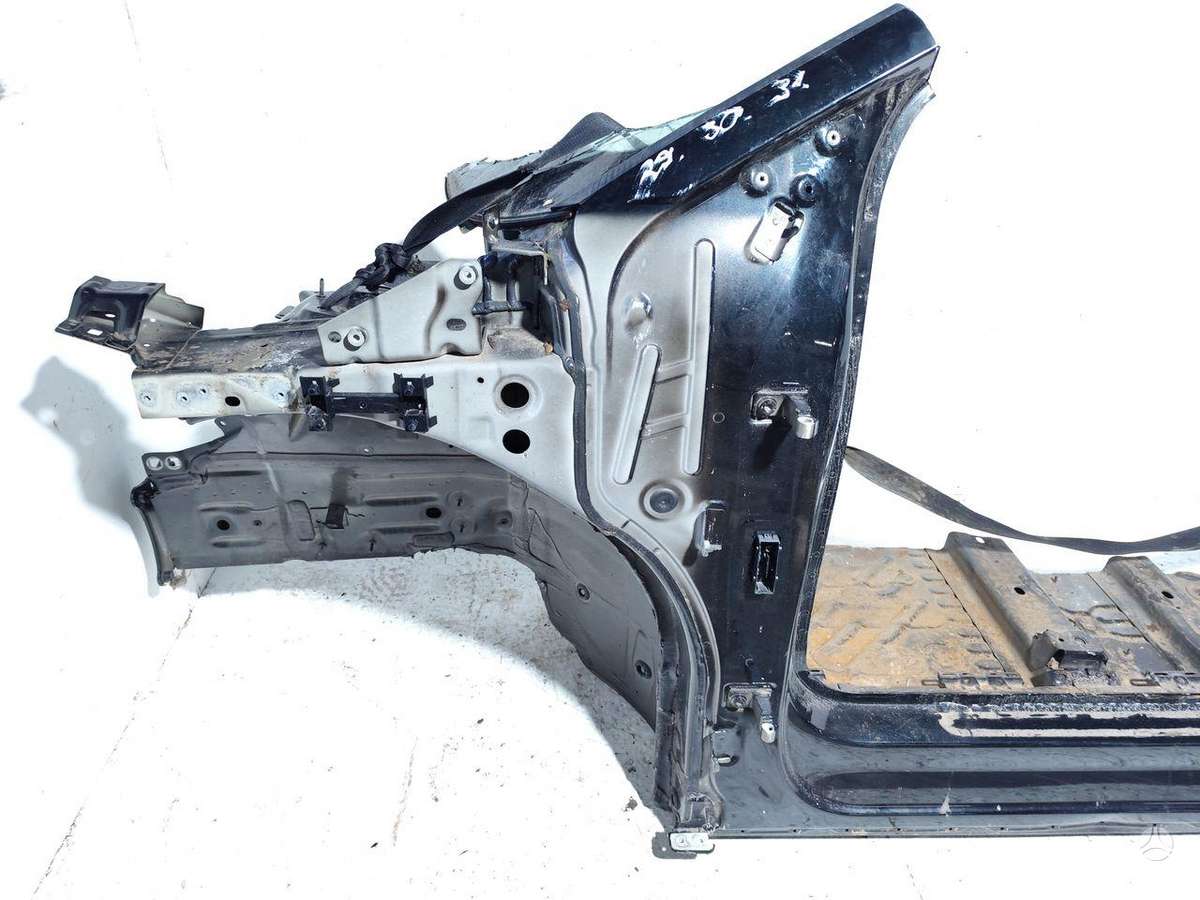 Audi Quattro hood (front, rear)
