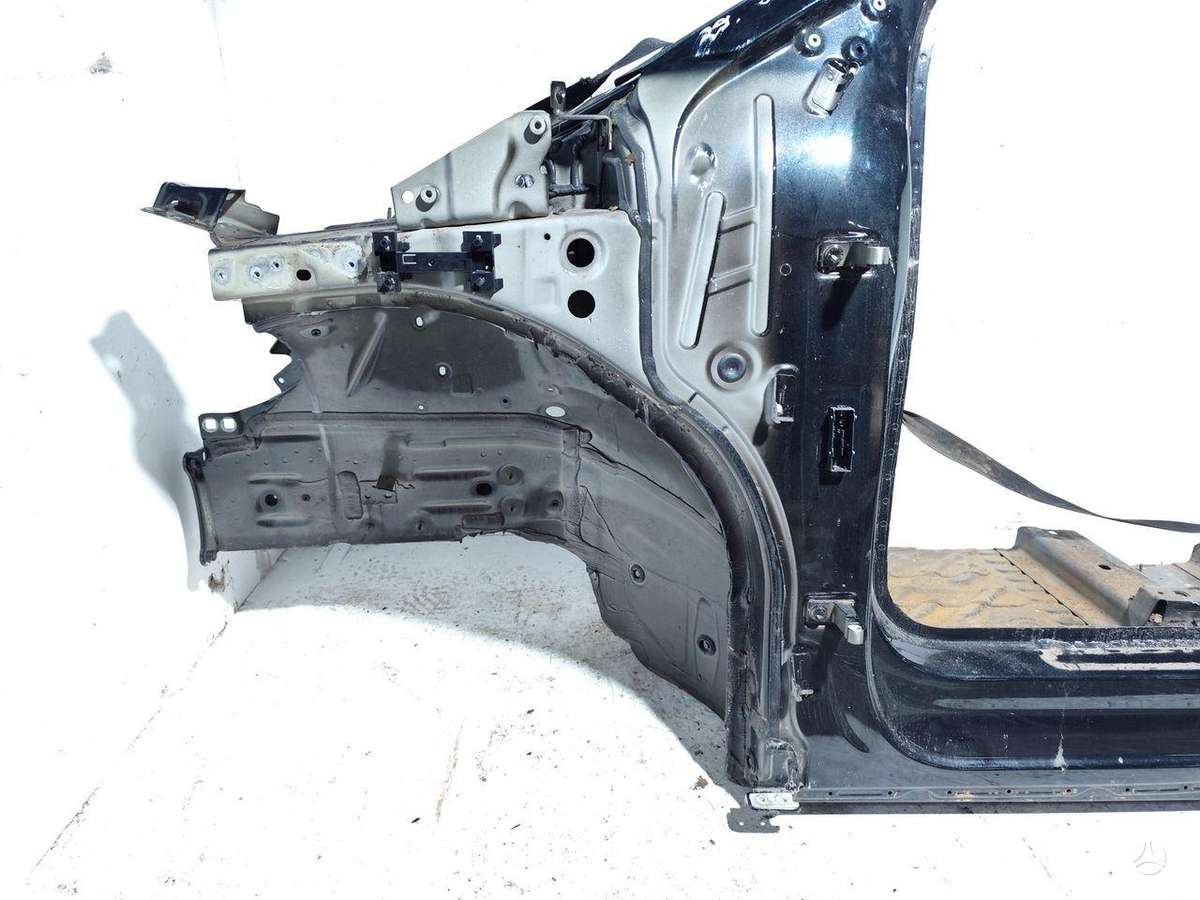 Audi Quattro hood (front, rear)