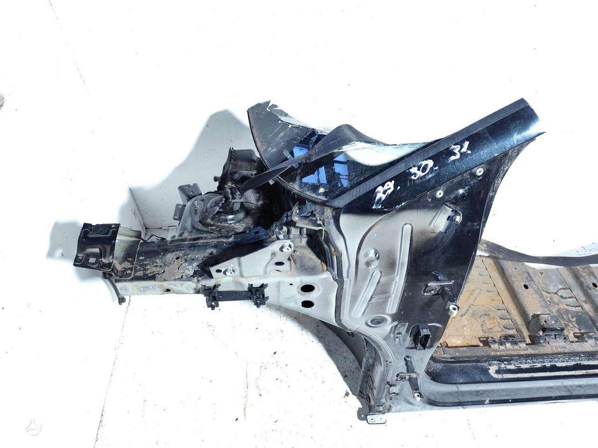 Audi Quattro hood (front, rear)