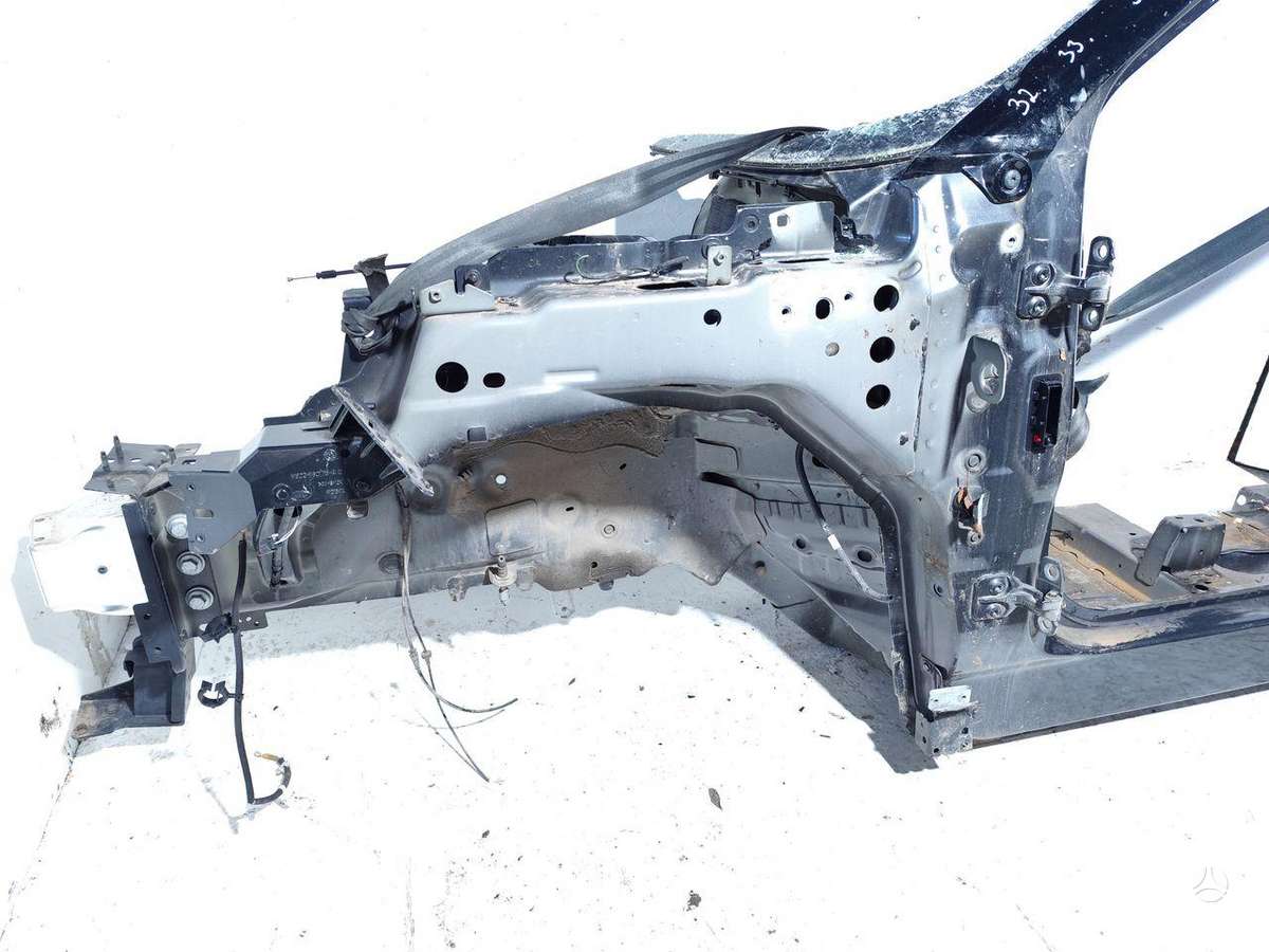 Land Rover Evoque hood (front, rear)